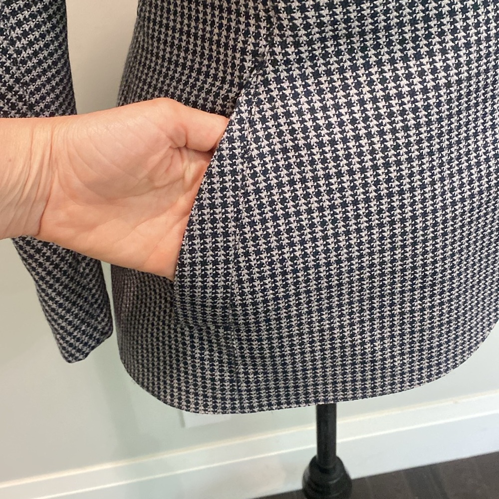 Thierry Mugler Asymmetrical Blazer Vintage Size 40  Sculptural Wool Houndstooth - Picture 7 of 16